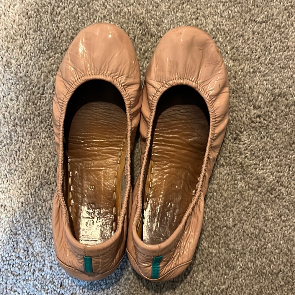 Tieks blush patent flats, size 8